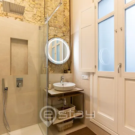 Apartment R - City Centre *