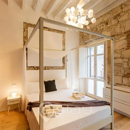 Apartment R - City Centre *